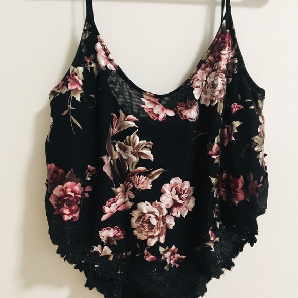 Beautiful black floral tank - Picture 3 of 3